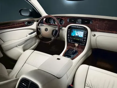 Super V8
